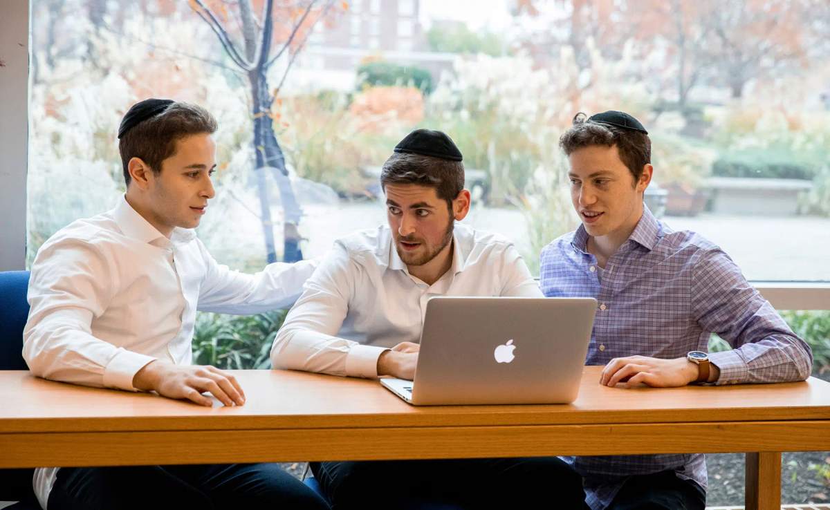 The Audacious Wager of Bernard Lander: How a Queens Campus Became the Gold Standard for the Thinking Ben Torah