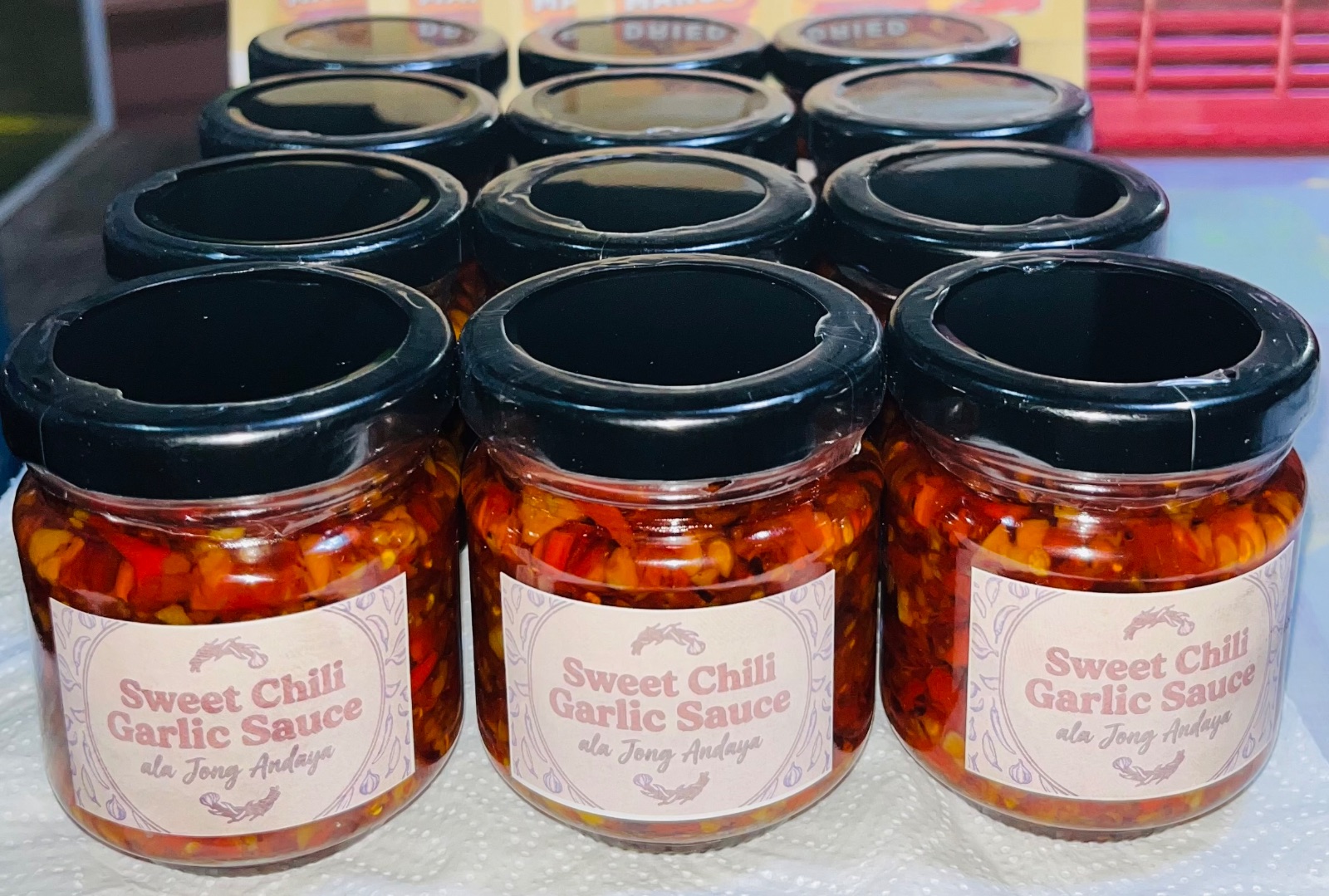 HOMEMADE SWEET CHILI GARLIC OIL